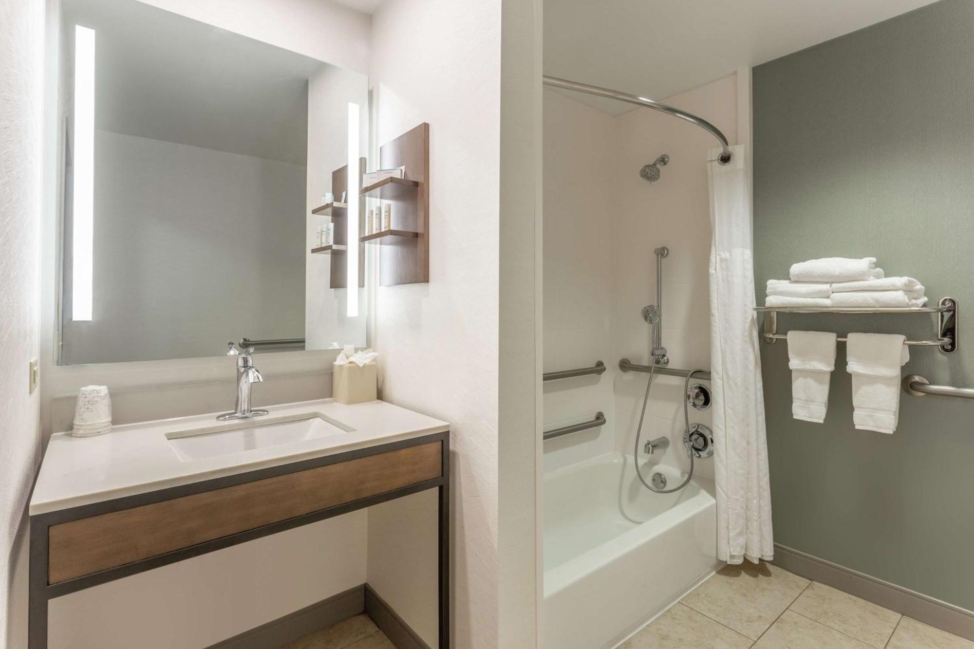 Hilton Garden Inn Chicago/Tinley Park Exterior photo