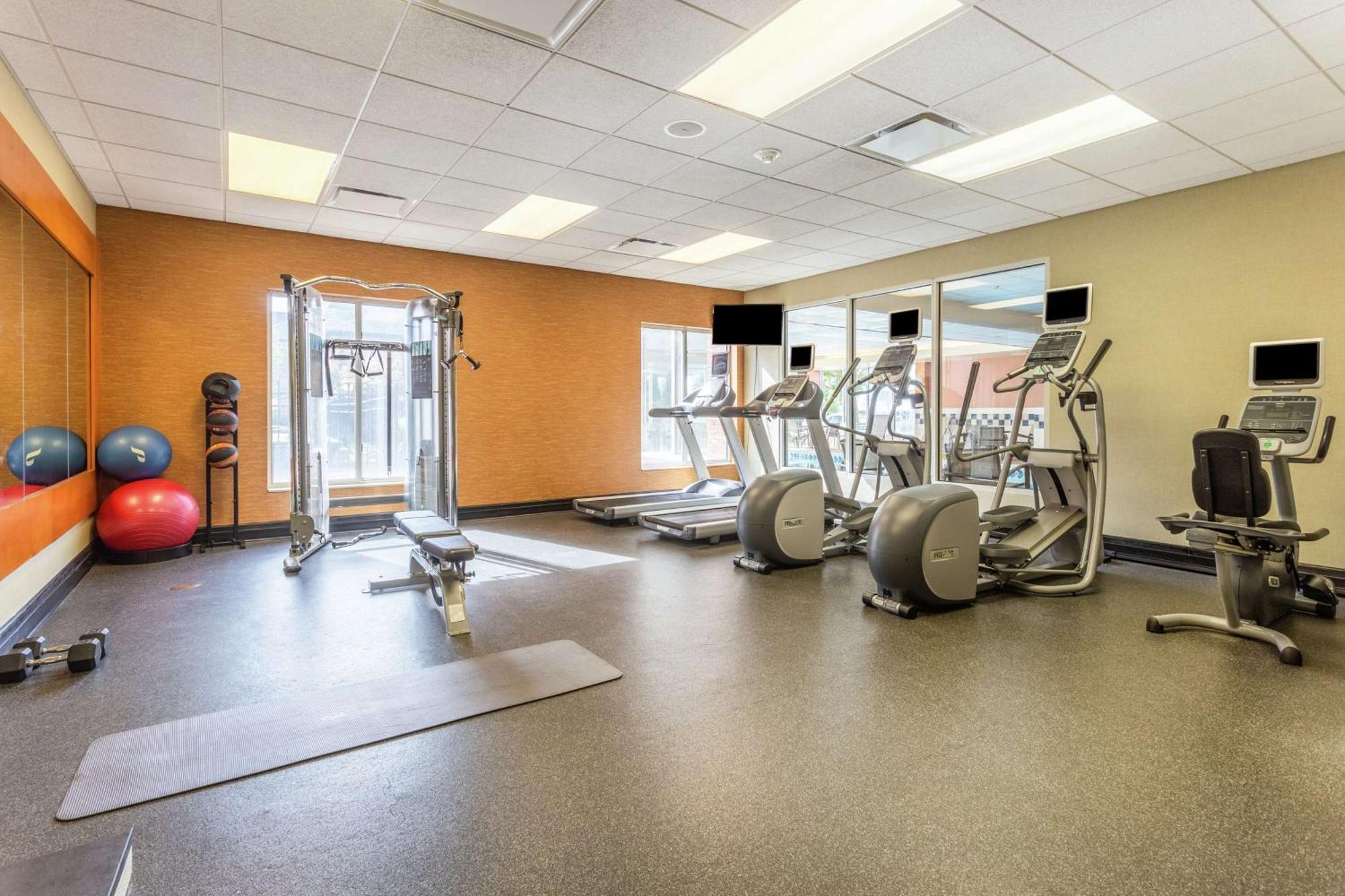 Hilton Garden Inn Chicago/Tinley Park Exterior photo