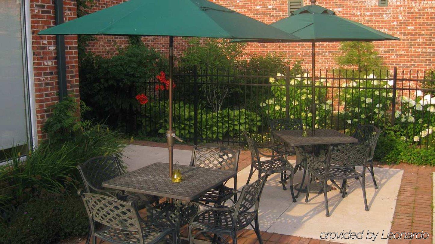 Hilton Garden Inn Chicago/Tinley Park Restaurant photo