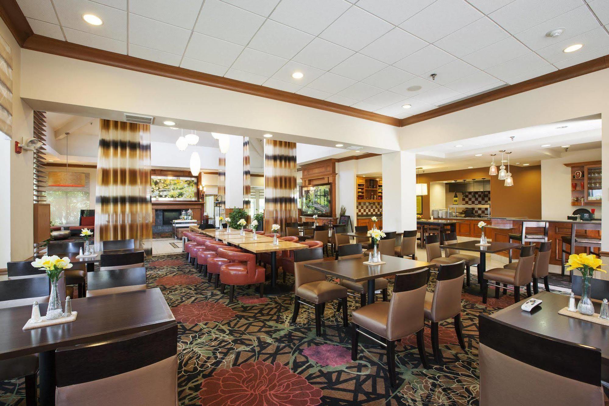 Hilton Garden Inn Chicago/Tinley Park Exterior photo